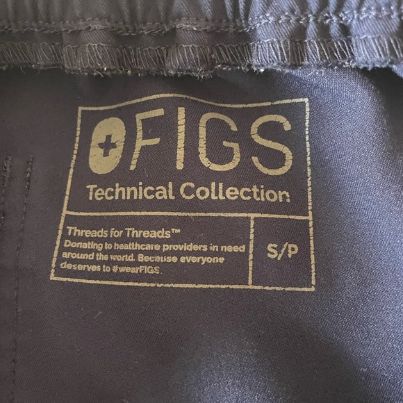 Lot of Two Figs Scrub Pants - Picture 2 of 3